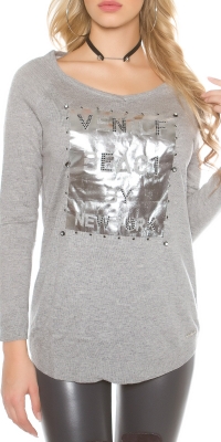 Pulover la moda cu strasuri
