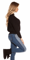 Pulovere la moda cu decolteu in v tricot