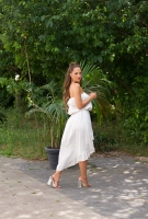 Rochii sexy de vara cu spatele gol umeri goi