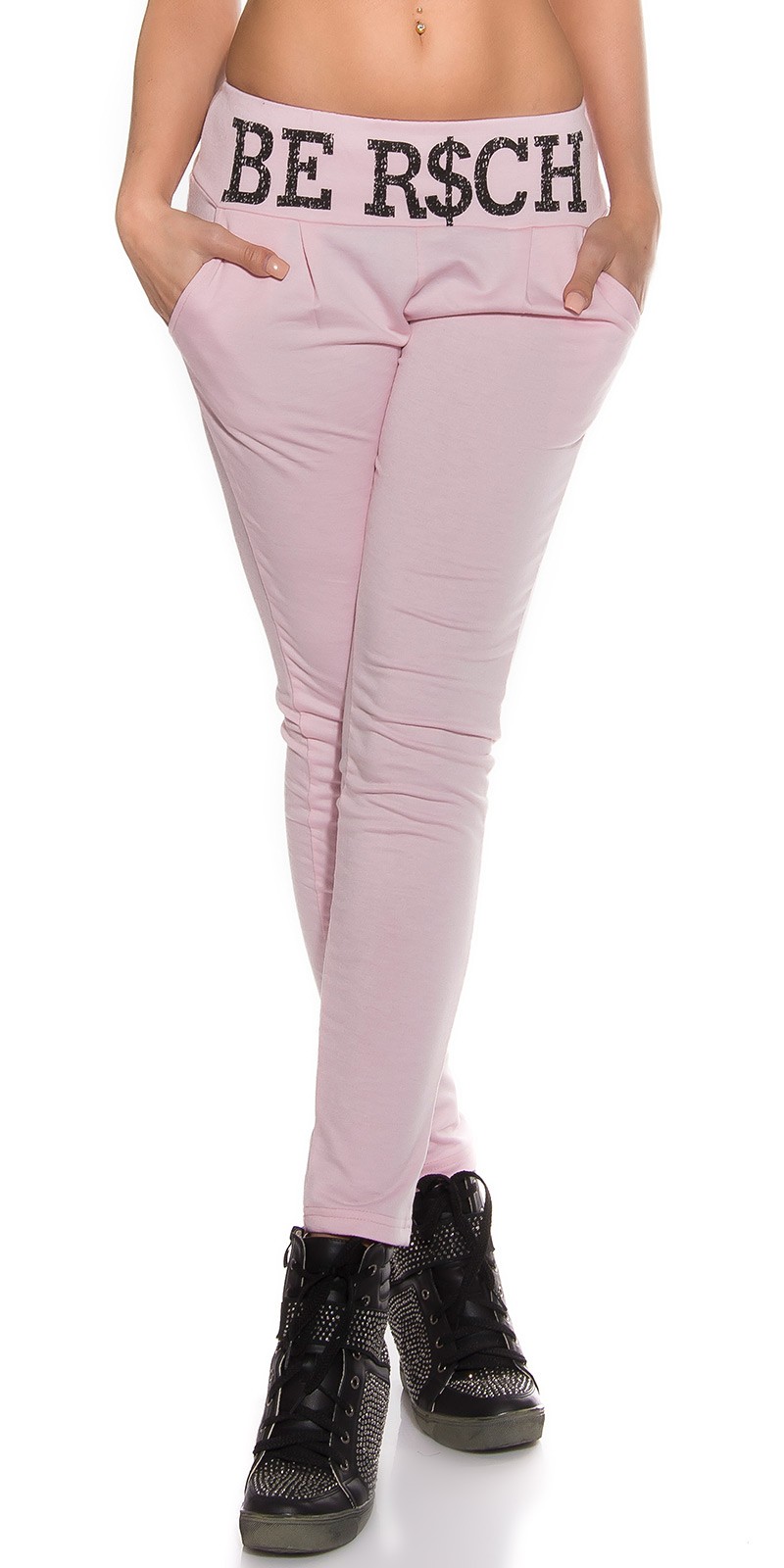 Pantaloni sport la moda 