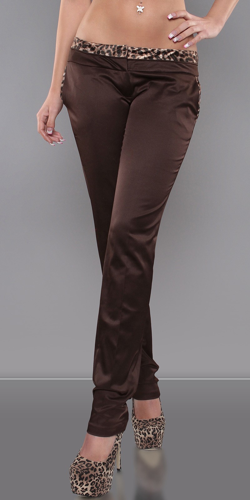 Pantaloni sexy- cu print leopard