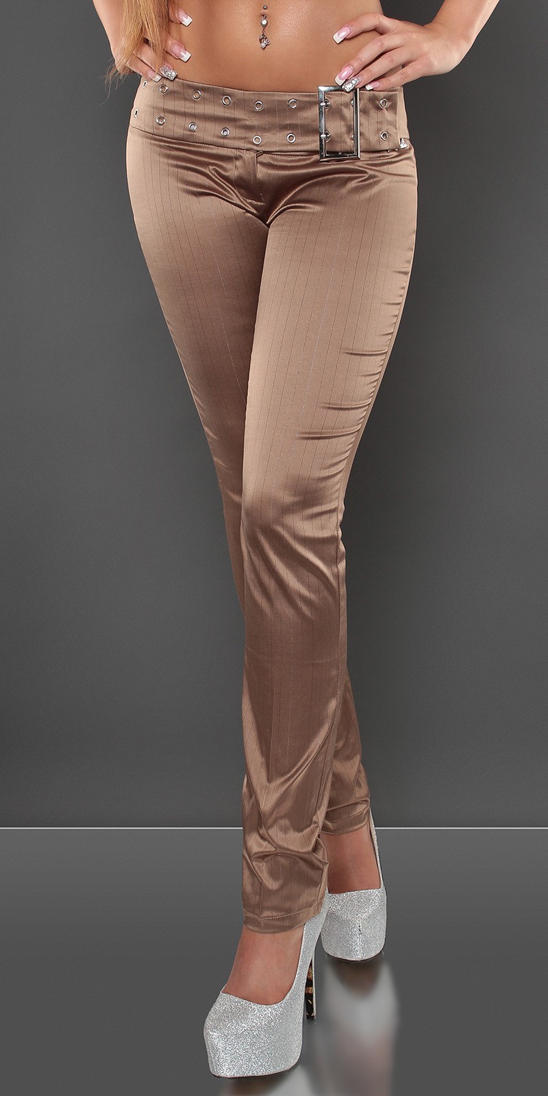 Pantaloni sexy cu catarama si pinstripes