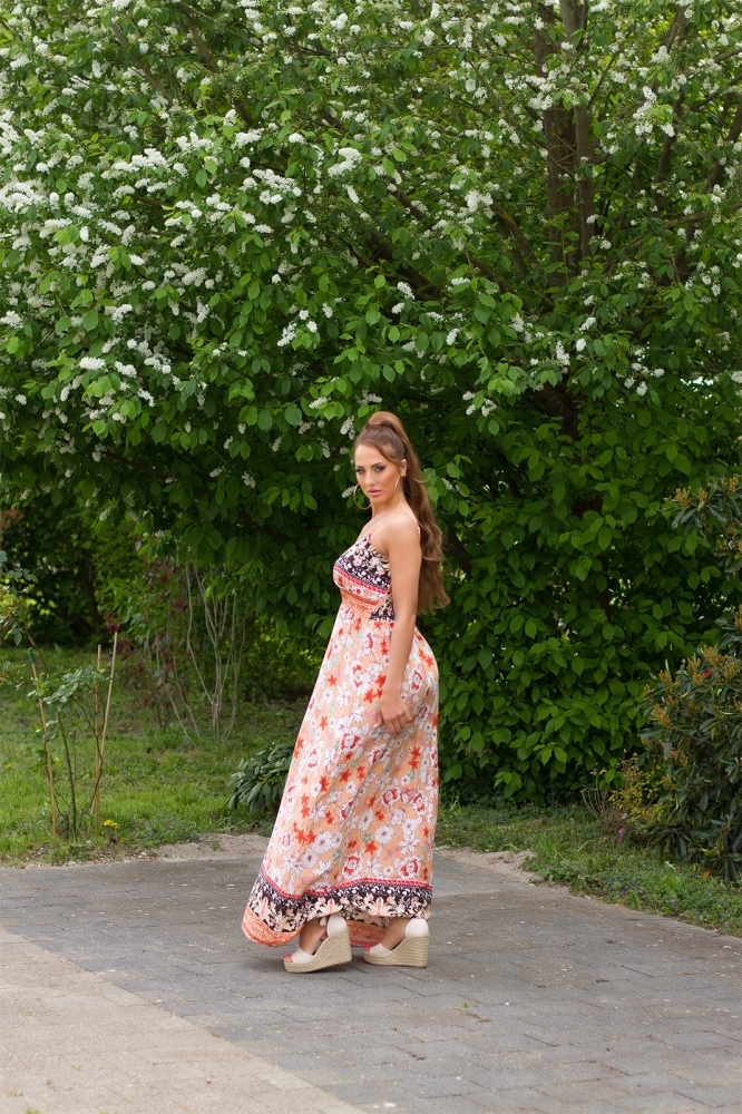 Rochie lunga la moda Boho-look